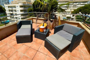 Atico Puerto Marina 2 hab con Piscina, 500m de la plata